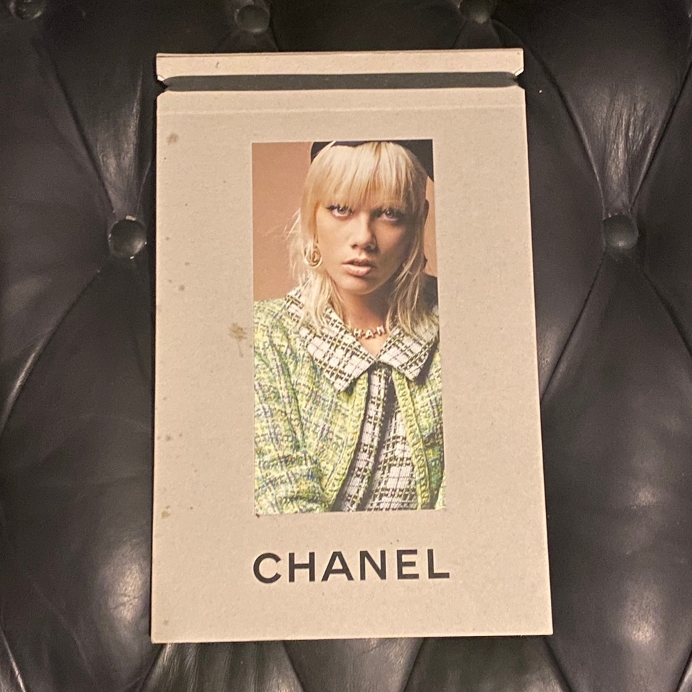 CHANEL SS19 Photobook